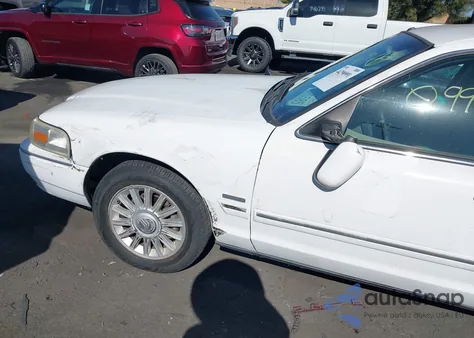 2010 Mercury Grand Marquis Ls (Fleet Only) из США, поврежденный, VIN 2MEBM7FV2AX636705